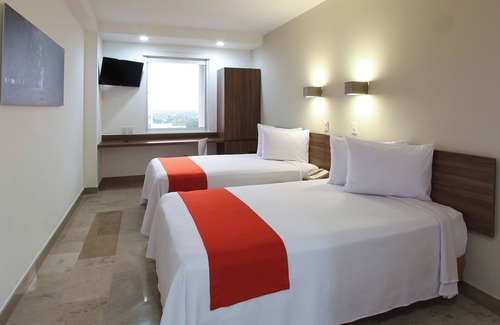 Villahermosa Hotel | One Villahermosa 2000