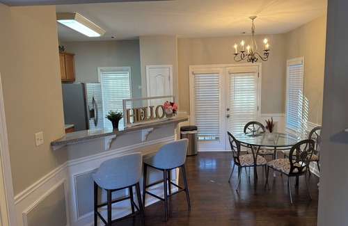 Riverdale House | Only minutes from downtown Atlanta/Renovated Townhome