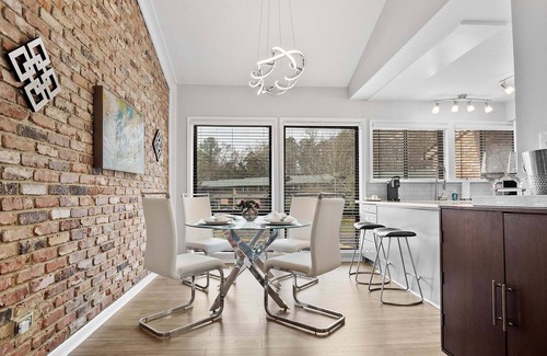 Chapel Hill House | Only two miles to UNC campus