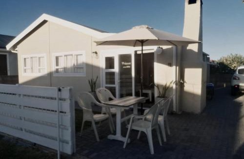 Pearly Beach House | Ons Strandhuisie N5 in Pearly Beach