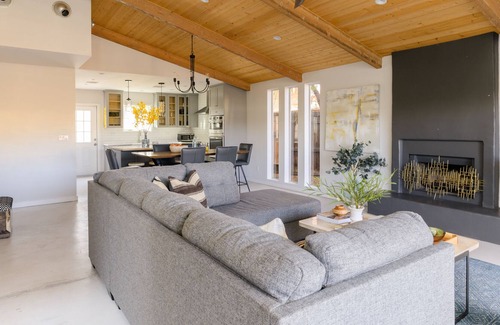 South Scottsdale Villa | Onyx By Avantstay Stylish Scottsdale Home w/ Pool & Modern Design