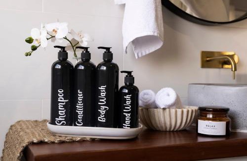 Llanarth Apartment | Ophir Studio - Ideal for Work, BBQ