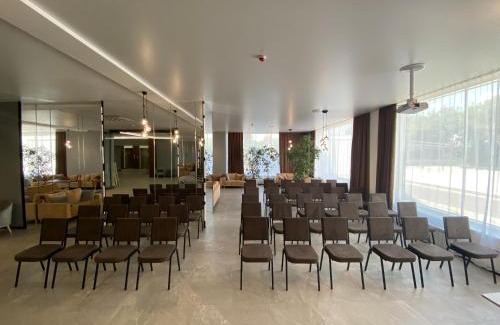 Kamianske Hotel | Optima Collection Kamianske