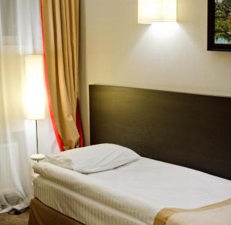 Dnipro Hotel | Optima Collection Troitska