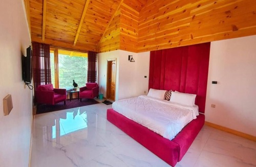 Shogran Hotel | Orangeloft Shogran