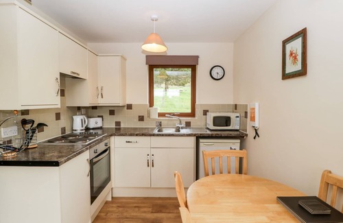 Ledbury Cottage | ORCHARD COTTAGE, pet friendly, with a garden in Ledbury