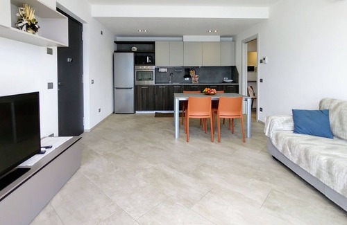 Aurogna Apartment | Orchidea (GLA126) by Interhome