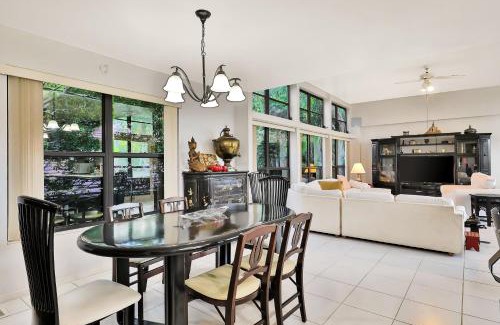 Longbeach Village House | Orient Expressed