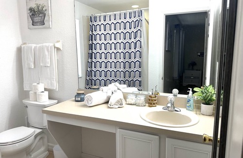 Regal Palms Resort | Orlando Lazy River Oasis with Game Room, Bar, Restaurant, Water Slide & Hot Tub