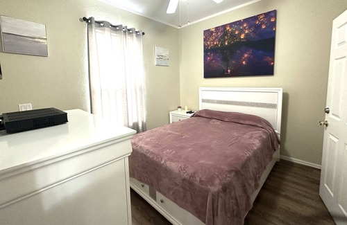 Regal Palms Resort | Orlando Lazy River Oasis with Game Room, Bar, Restaurant, Water Slide & Hot Tub