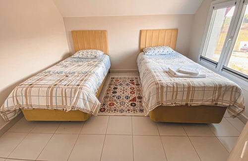 Black Sea Coast Ski Chalet | ormanın içinde merkeze yakın klimalı villa