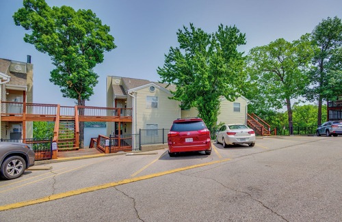 Osage Beach Apartment | Osage Beach Condo w/Private Deck & Lake Views!