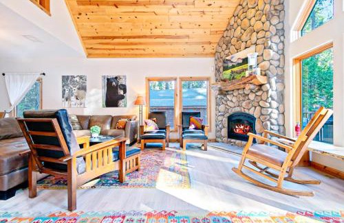 Yosemite National Park House | Oso Lodge