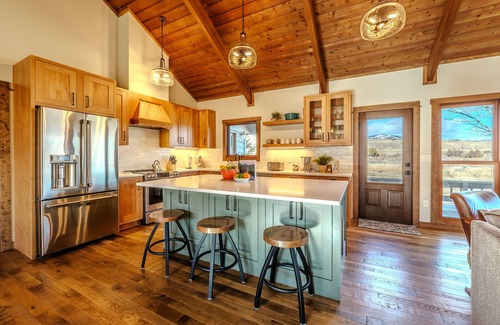 Pray House | Osprey Acres on the Yellowstone · Yellowstone River frontage home on 25 acres