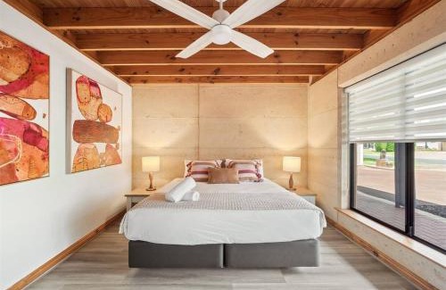 Quindalup House | Osprey Beachside Retreat - Good Times Guaranteed