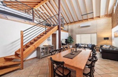 Quindalup House | Osprey Beachside Retreat - Good Times Guaranteed