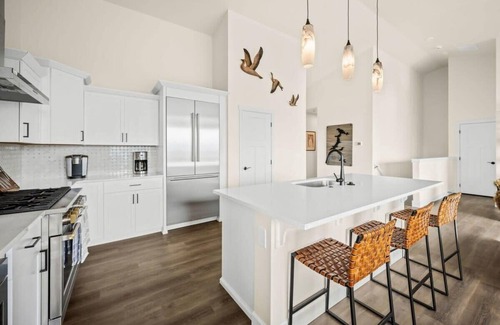 Coeur d'Alene House | Osprey Mountain Lodge | Incredible Lake Views Await You