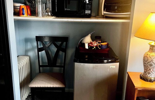 Lower Township Apartment | OSPREY NEST n 300+ ⭐️⭐️⭐️⭐️⭐️ Reviews! Secluded. Peaceful. Near beaches & town