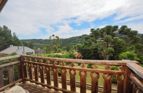 Monte Verde House | Otima localização,para sentir o verdadeiro clima de Monte verde, chale familia.