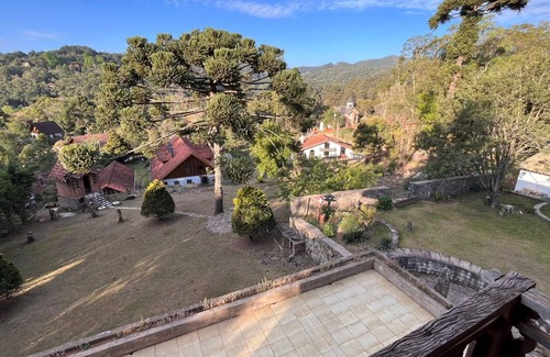 Monte Verde House | Otima localização,para sentir o verdadeiro clima de Monte verde, chale familia.