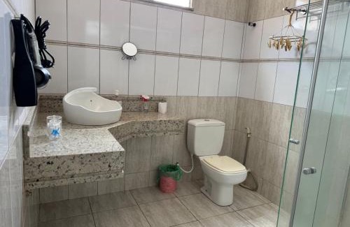 Val-de-Caes House | Otimo quarto com banheiro a 6 minutos do aeroporto