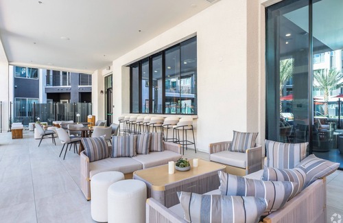 Las Vegas Apartment | Otonomus Hotel - Las Vegas