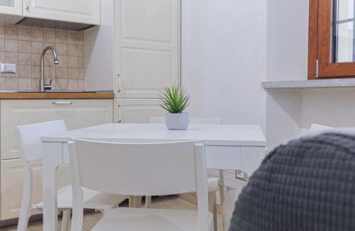 Pero Apartment | OttoHouse Fiera Milano