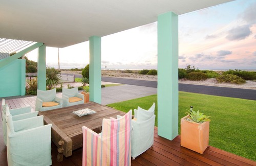 Geographe House | OUR BEACH SHACK- Ultimate beachfront location