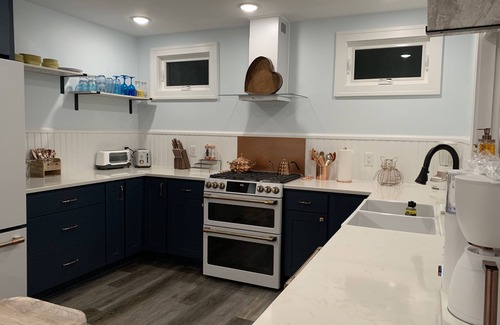 Three Oaks House | Our Beautiful Home Away From Home For Your Stay