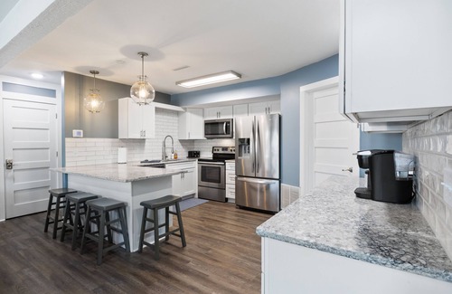 Lake Ozark Condo | Our Cove Retreat - Perfect for Wave-Free Swimming, Tanning & Prime Location Fun!