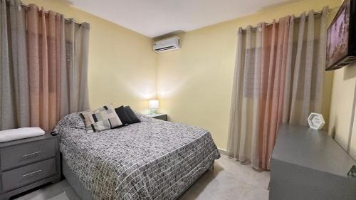 Nagua House | Our Cozy Home, Wi-Fi, AC, Parking, Near Beaches and Attractions in quiet area