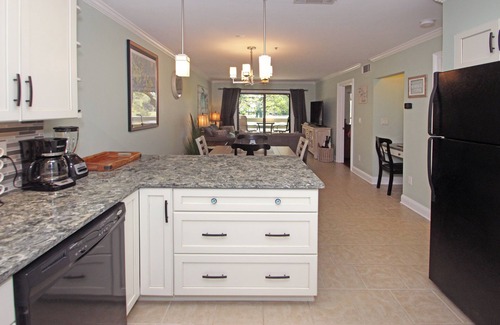 Folly Field Villa | our "Escape from New York"n4 person maximum occupancy