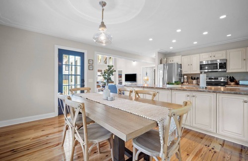 Deer Lake House | Our Fripp Getaway, 6-Seat Golf Cart Included, Pets Considered, Neighborhood Pool, 239 Deerfield Court