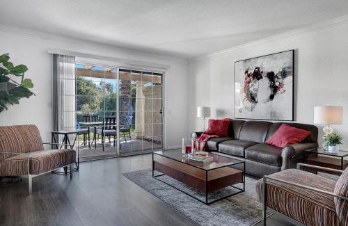 Palm Springs Apartment | Our Mesquite-Refreshed 1st floor nature preserve & mtn view condo!