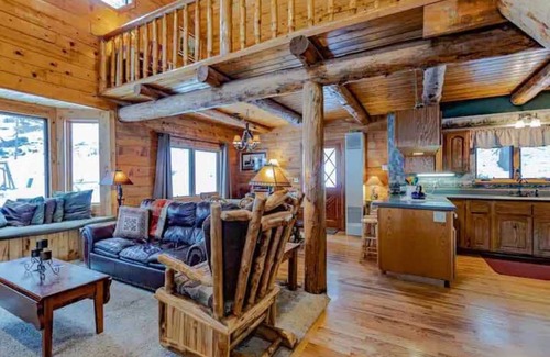 Ouray Cabin | Ouray Log Cabin - Cozy Cabin Overlooking the Uncompahgre River