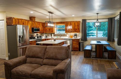 Ouray Cabin | Ouray Riverside Resort - Inn & Cabins