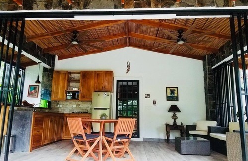 Villas Xihu Villa | OUTDOOR LIVING!- Private 2 Bedroom Villa with Pool, Privacy, & Nature