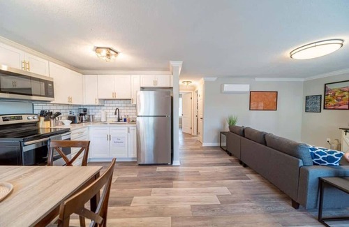 East Ocean View Apartment | OV Mosaic - Tide Suite