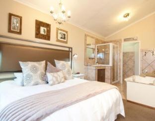 Paradise House | Overmeer Guest House