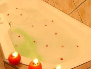 Paradise House | Overmeer Guest House