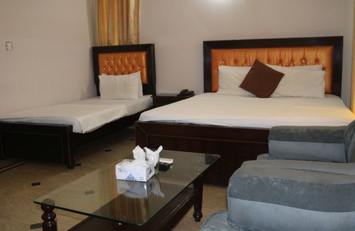 F-6 Sector House | Overseas B&B Guest House