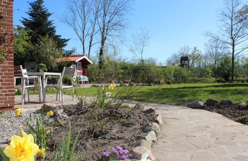 Osterhever House | Owl house Osterhever