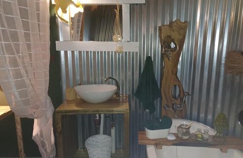 Oudtshoorn Apartment | Owl's Den 1