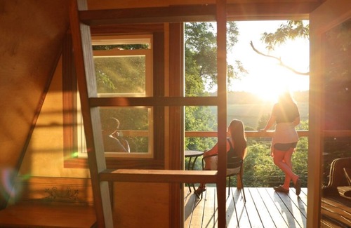 Frazeysburg Cabin | Oxley in the Woods: Off-Grid A-Frame Treehouse nestled in the woods