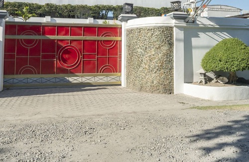 General Santos Hotel | OYO 557 Samantha's Apartelle