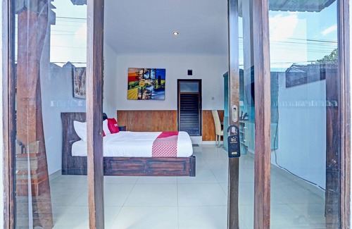 Teuku Umar Hotel | OYO 91204 Napura Homestay