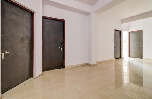 Kolar Road Hotel | OYO BHO576 Comfort Paradise