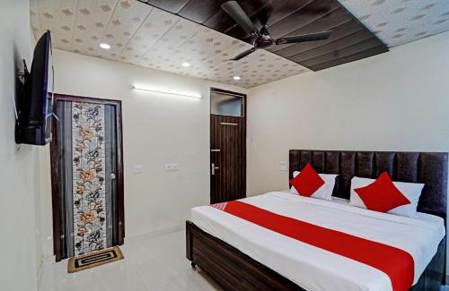 Ghaziabad Hotel | OYO Flagship Evergreen Tower Hotel