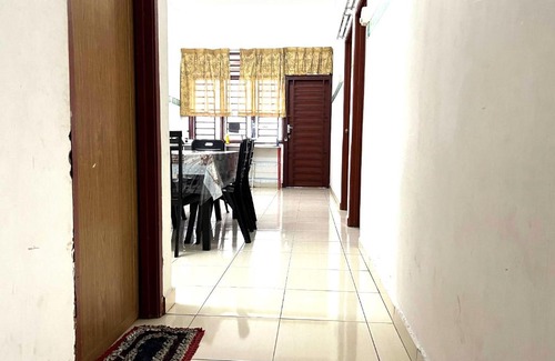 Pokok Sena District Hotel | OYO Home 90492 Sena Homestay