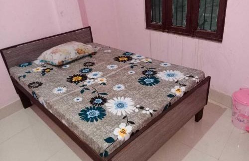 Amroha Hotel | OYO Homes A.k Guest House
